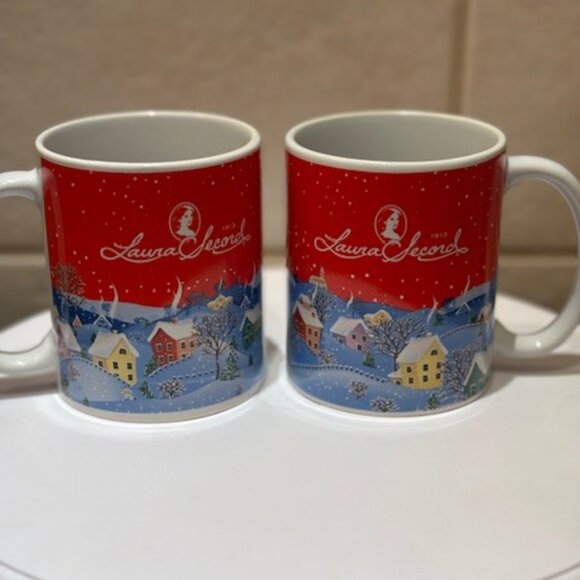Vintage 1980s Laura Secord (EST 1913) Winter Village Scene Coffee Mugs Set of 2 - Picture 5 of 7